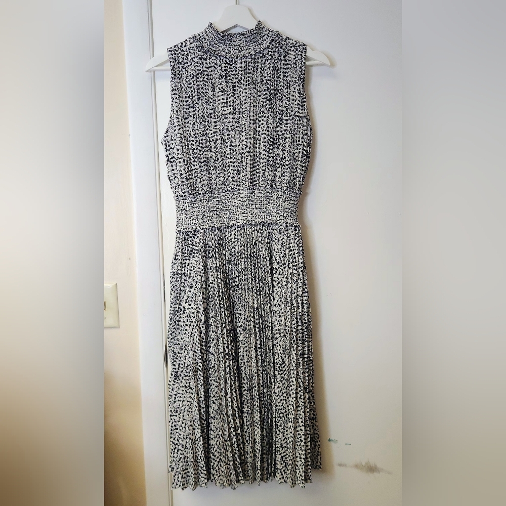 Nanette Lepore Black And White Pleated Smocked Midi Dress Size 6 - Picture 3 of 16